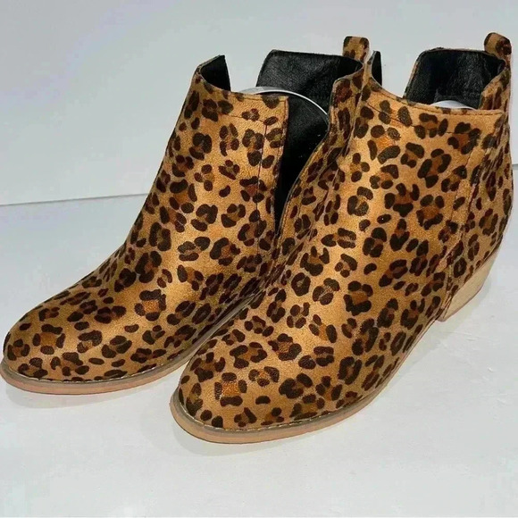 Corkys boutique leopard print booties boots heeled in EUC ❤️ - Picture 8 of 8